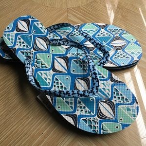 Vera Bradley Flip Flops (9/10) Large